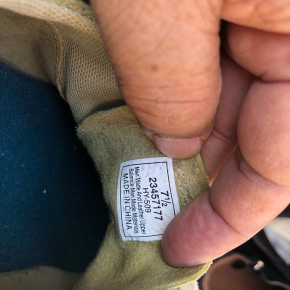 Vintage DKNY Womens golden brown Velvet Lace Up Comfort Sneakers Size 7.5 - Picture 9 of 11